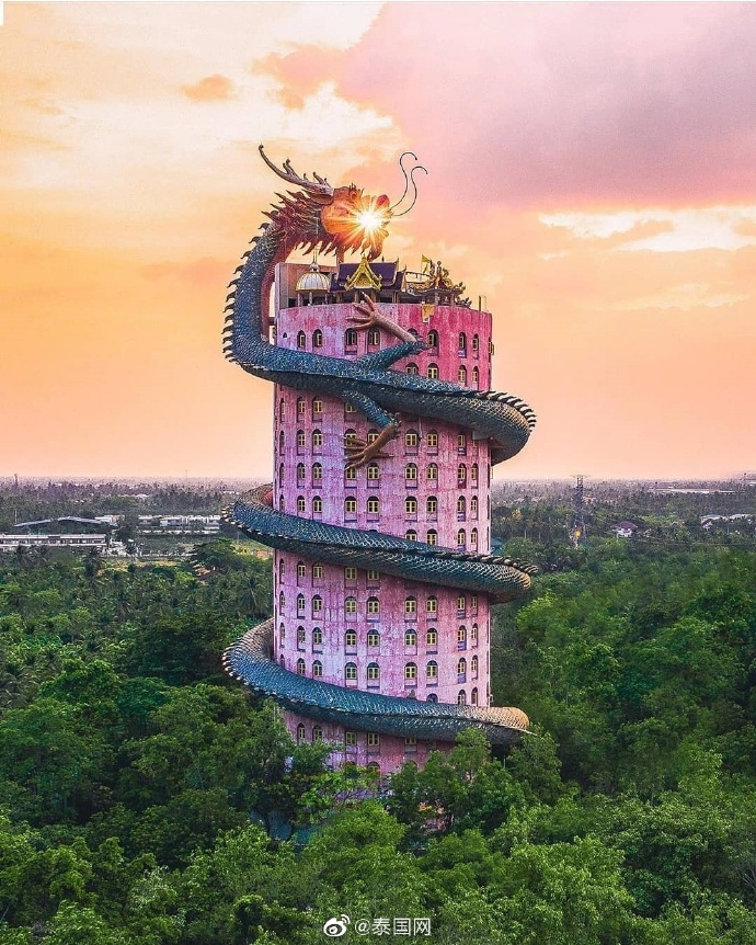 泰国办理假身份证及护照的团伙共有3名中国成员
