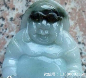 雕翡翠的师傅你过来下，我保证不打死你 