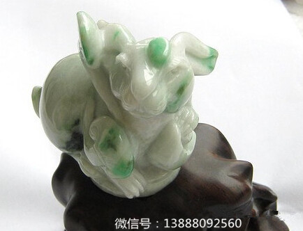 雕翡翠的师傅你过来下，我保证不打死你 